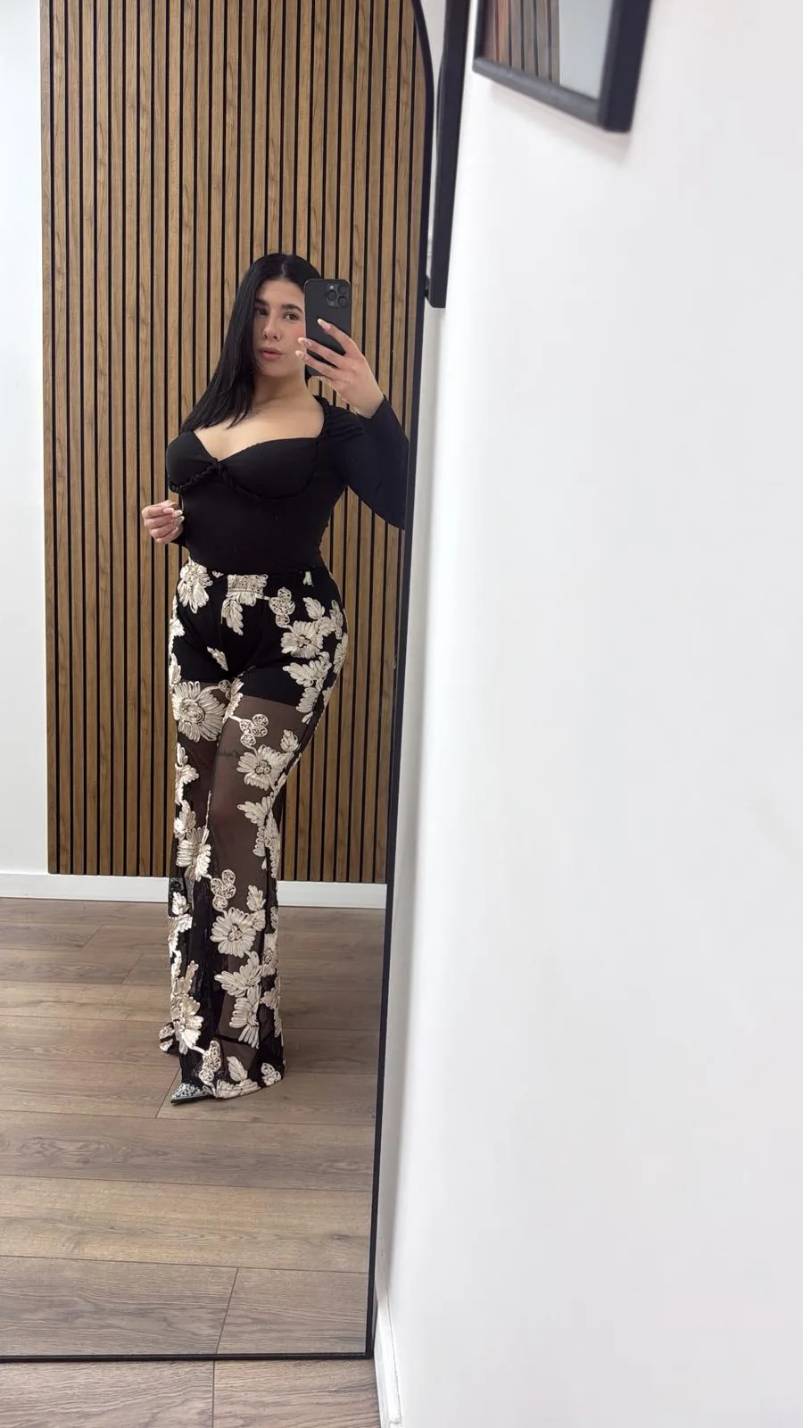 Pantaloni fioritura notturna